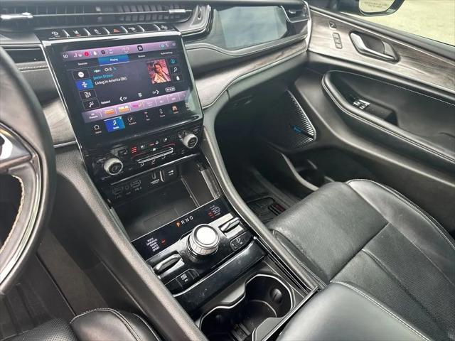 2023 Jeep Grand Cherokee L Overland 4x4