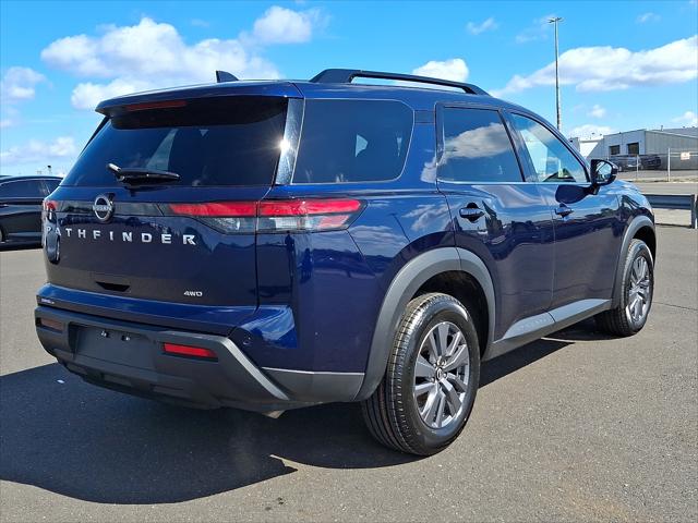 2025 Nissan Pathfinder SV 4WD