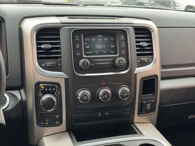 2019 RAM 1500 Classic SLT Crew Cab 4x4 57 Box
