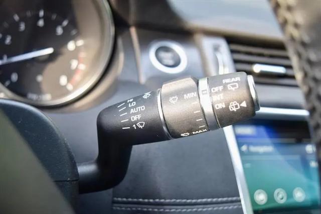 2018 Land Rover Range Rover Evoque SE