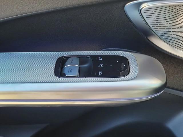 2026 Mercedes-Benz E-CLASS E 300 CLE 300