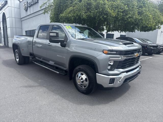 2025 Chevrolet Silverado 3500HD 4WD Crew Cab Long Bed LT 2025 Chevrolet Silverado 3500HD 4WD Crew Cab Long Bed LT