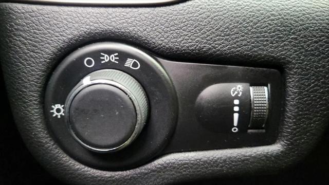 2016 Jeep Cherokee Altitude