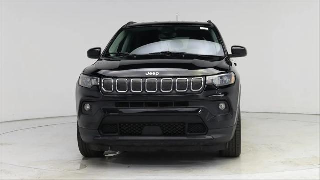 2022 Jeep Compass Latitude FWD