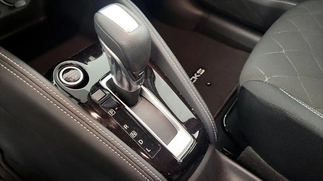 2020 Nissan Kicks SV Xtronic CVT