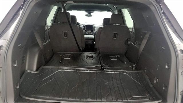 2023 Chevrolet Traverse AWD LT Cloth