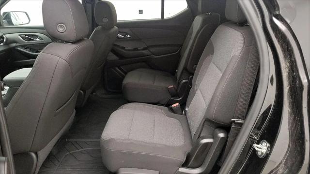 2023 Chevrolet Traverse AWD LT Cloth