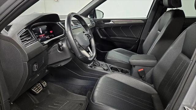 2022 Volkswagen Tiguan 2.0T SE R-Line Black