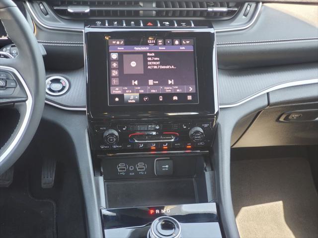 2025 Jeep Grand Cherokee Altitude X 4x4