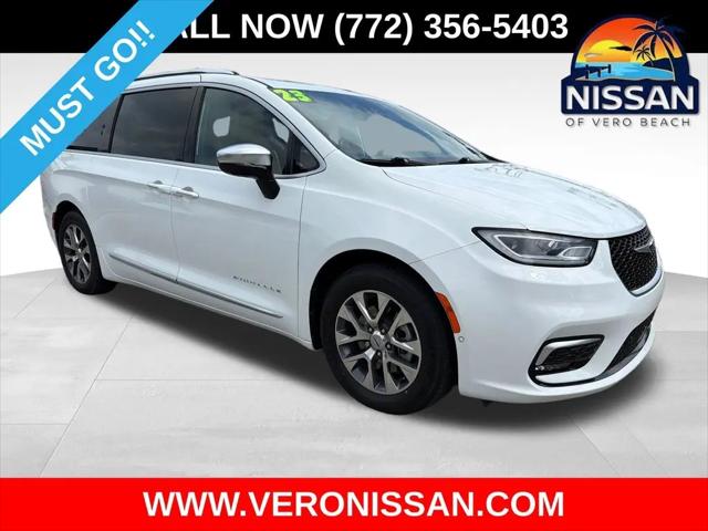 2023 Chrysler Pacifica Hybrid Pinnacle for sale in Vero Beach, FL