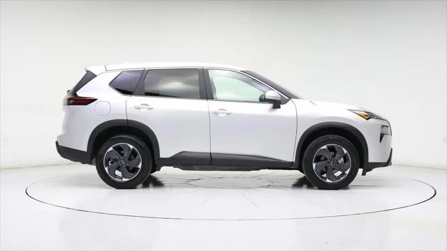 2025 Nissan Rogue SV FWD