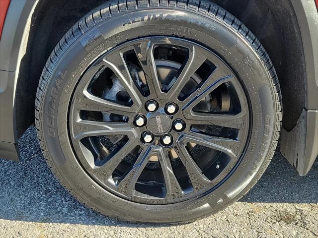 2023 GMC Acadia AWD SLT