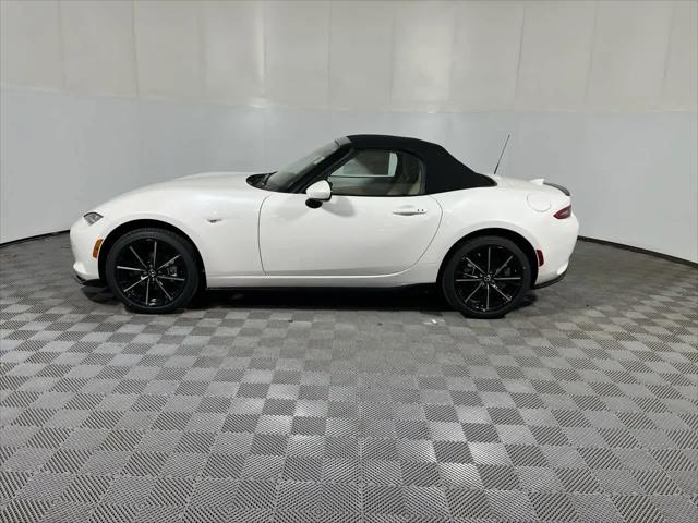 2026 Mazda MX-5 Grand Touring