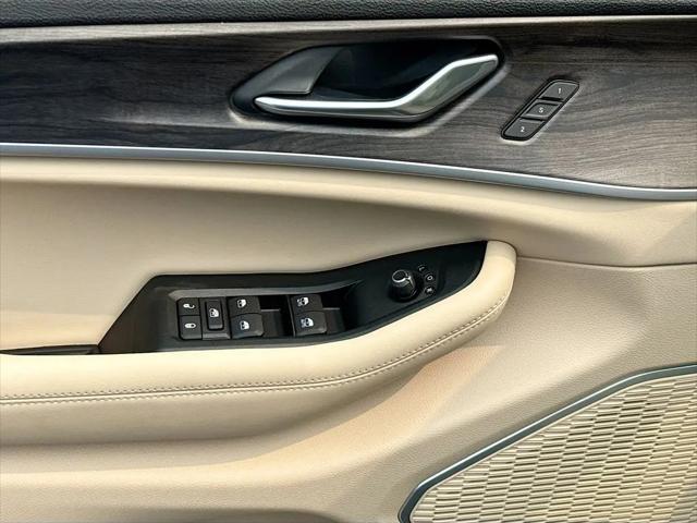 2026 Jeep Grand Cherokee Limited 4x2