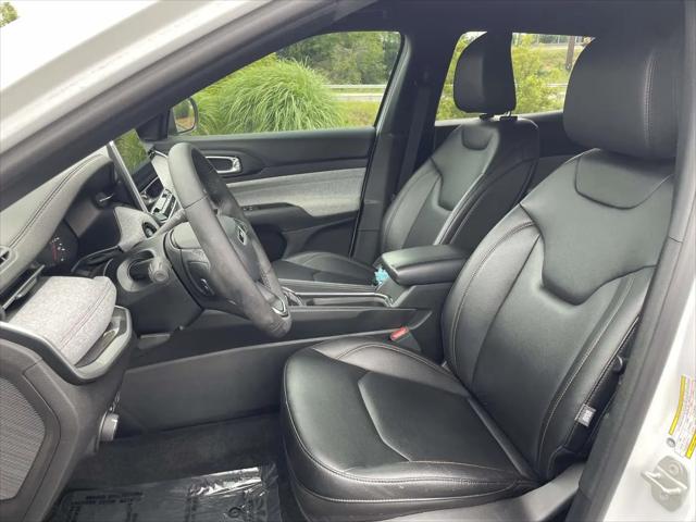 2024 Jeep Compass Latitude Lux FWD