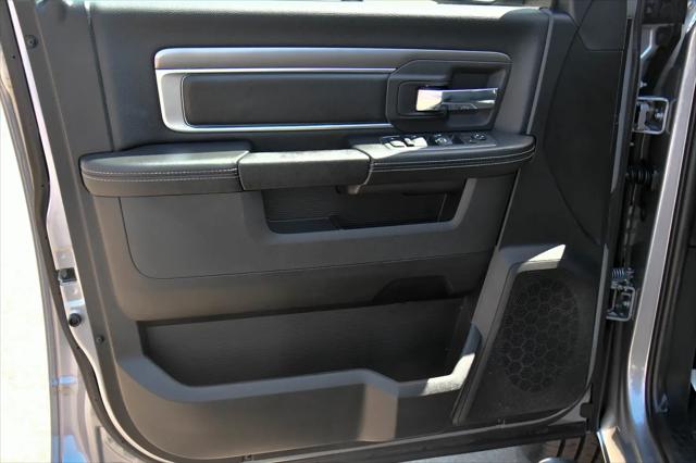 2023 Ram 1500 Classic Warlock Crew Cab 4x4 5'7" Box