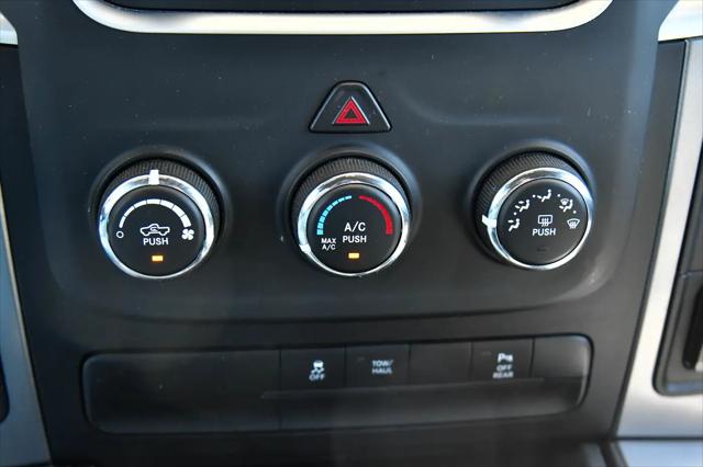 2023 Ram 1500 Classic Warlock Crew Cab 4x4 5'7" Box