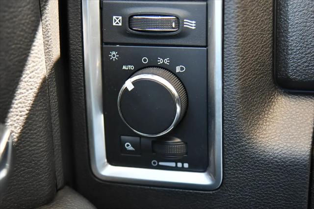 2023 Ram 1500 Classic Warlock Crew Cab 4x4 5'7" Box