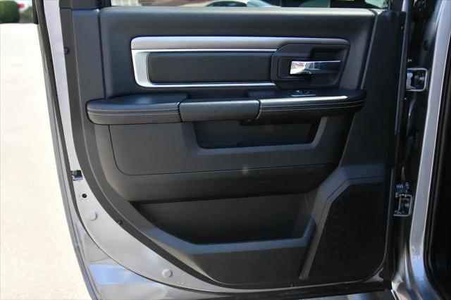 2023 Ram 1500 Classic Warlock Crew Cab 4x4 5'7" Box