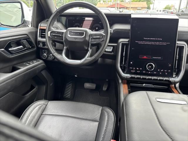 2025 GMC Yukon XL 4WD Denali