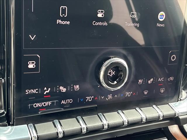 2025 GMC Yukon XL 4WD Denali