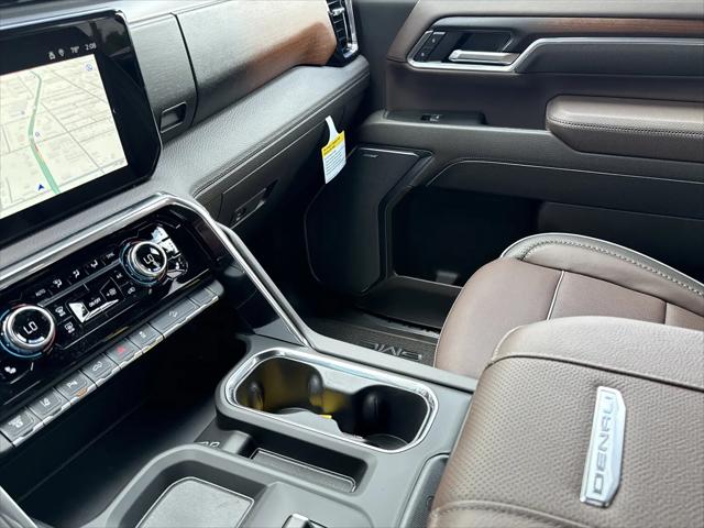 2026 GMC Sierra 2500HD Crew Cab, Standard Bed, Denali, 4WD