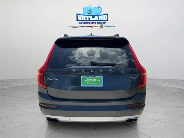 2017 Volvo XC90 T6 Momentum