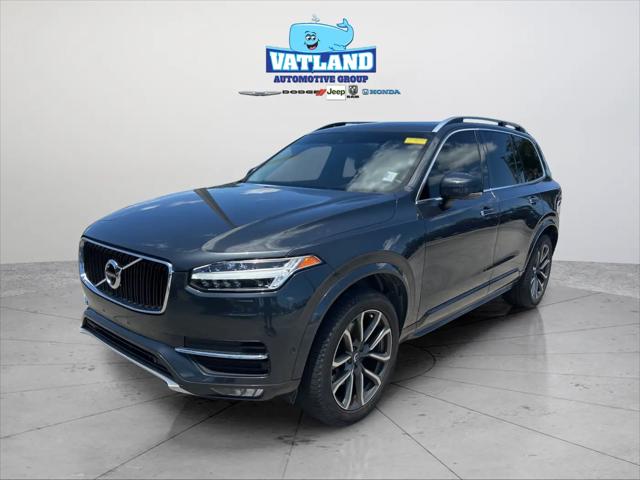 2017 Volvo XC90 T6 Momentum
