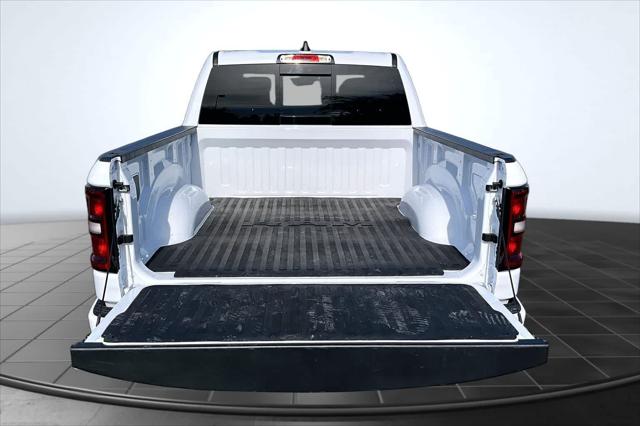 2025 Ram 1500 Big Horn Crew Cab 4x4 5'7" Box