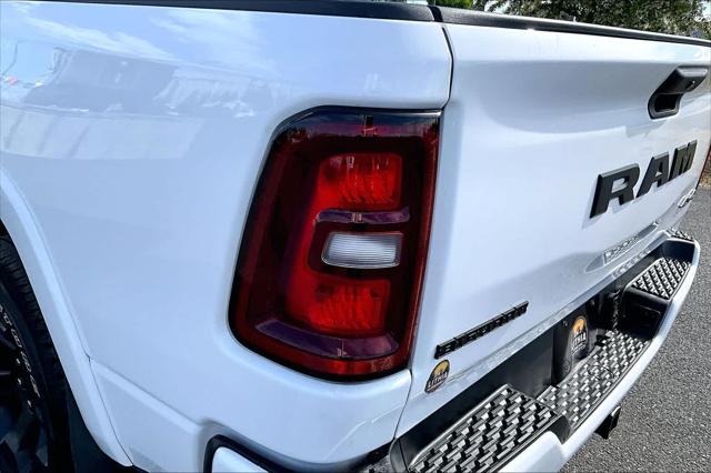 2025 Ram 1500 Big Horn Crew Cab 4x4 5'7" Box