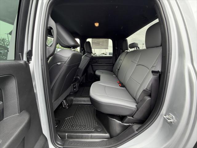 2026 Ram 3500 Tradesman Crew Cab 4x4 8' Box