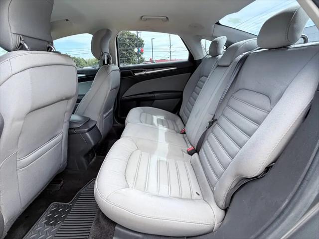 2014 Ford Fusion S