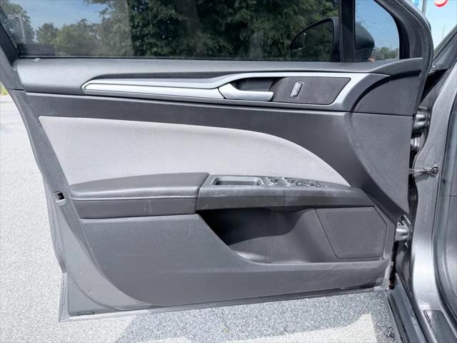 2014 Ford Fusion S