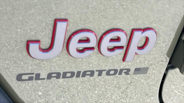 2026 Jeep Gladiator Sport
