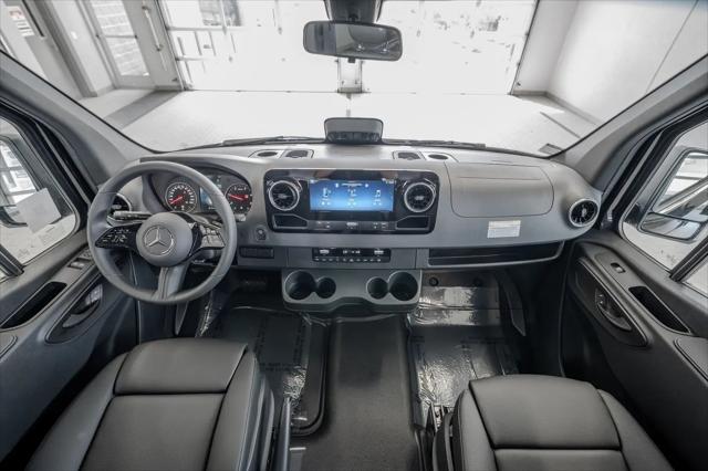 2025 Mercedes-Benz Sprinter 2500 Standard Roof 4-Cyl Diesel HO Select