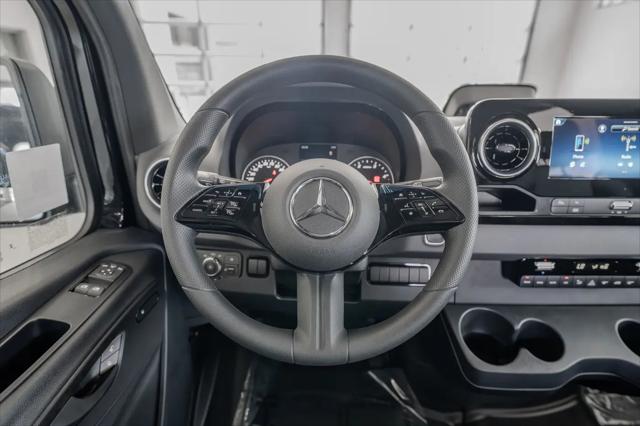 2025 Mercedes-Benz Sprinter 2500 Standard Roof 4-Cyl Diesel HO Select