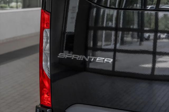 2025 Mercedes-Benz Sprinter 2500 Standard Roof 4-Cyl Diesel HO Select
