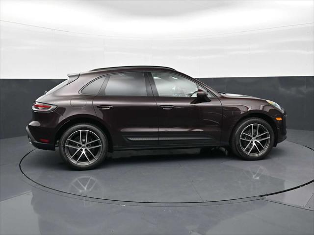 2026 Porsche Macan AWD