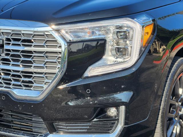 2023 GMC Terrain AWD Denali