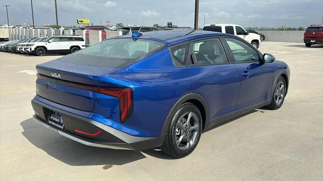 2025 Kia K4 LXS
