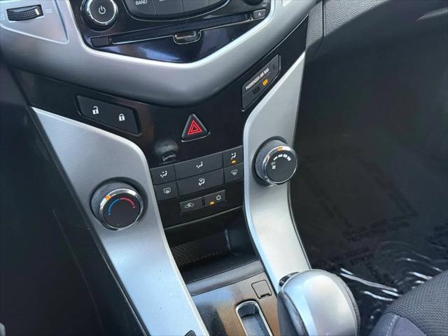 2012 Chevrolet Cruze 1LT