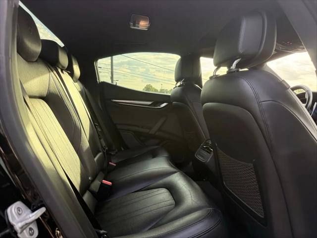 2018 Maserati Ghibli Standard