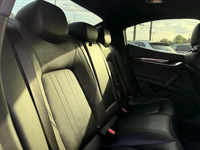 2018 Maserati Ghibli Standard