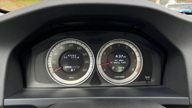 2013 Volvo S60 T5 Premier Sedan 4D