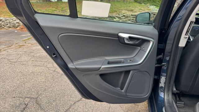 2013 Volvo S60 T5 Premier Sedan 4D