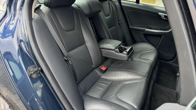 2013 Volvo S60 T5 Premier Sedan 4D