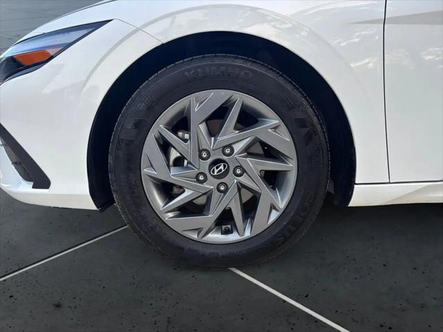2025 Hyundai Elantra Hybrid Blue
