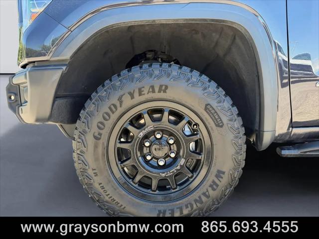 2024 GMC Sierra 1500 4WD Crew Cab Short Box AT4X