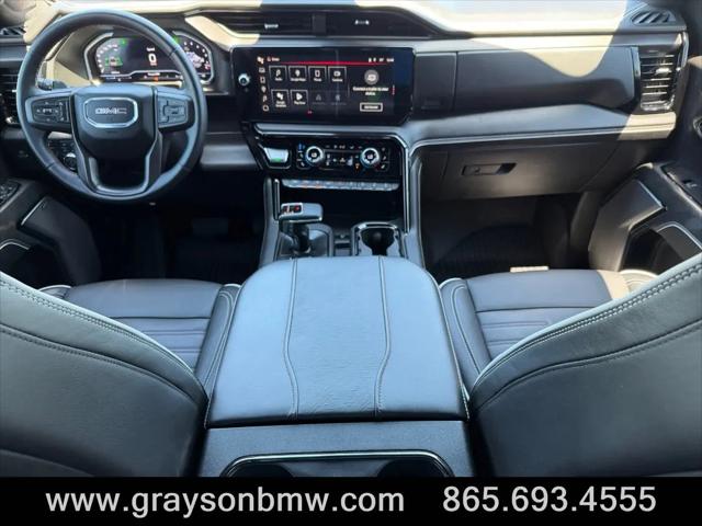 2024 GMC Sierra 1500 4WD Crew Cab Short Box AT4X