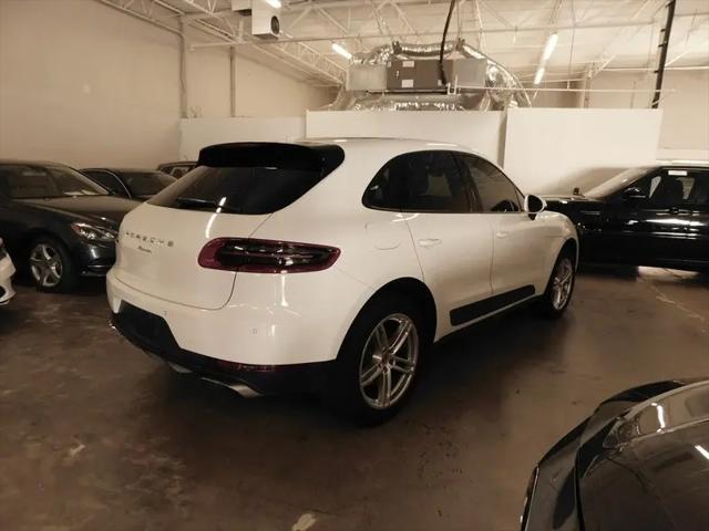 2018 Porsche Macan Macan